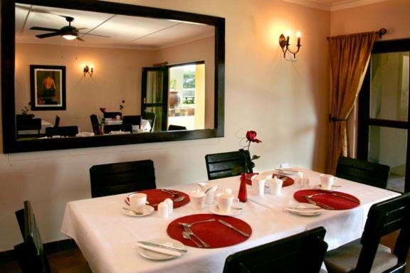 Hadassa Guest House Otjiwarongo Exterior photo